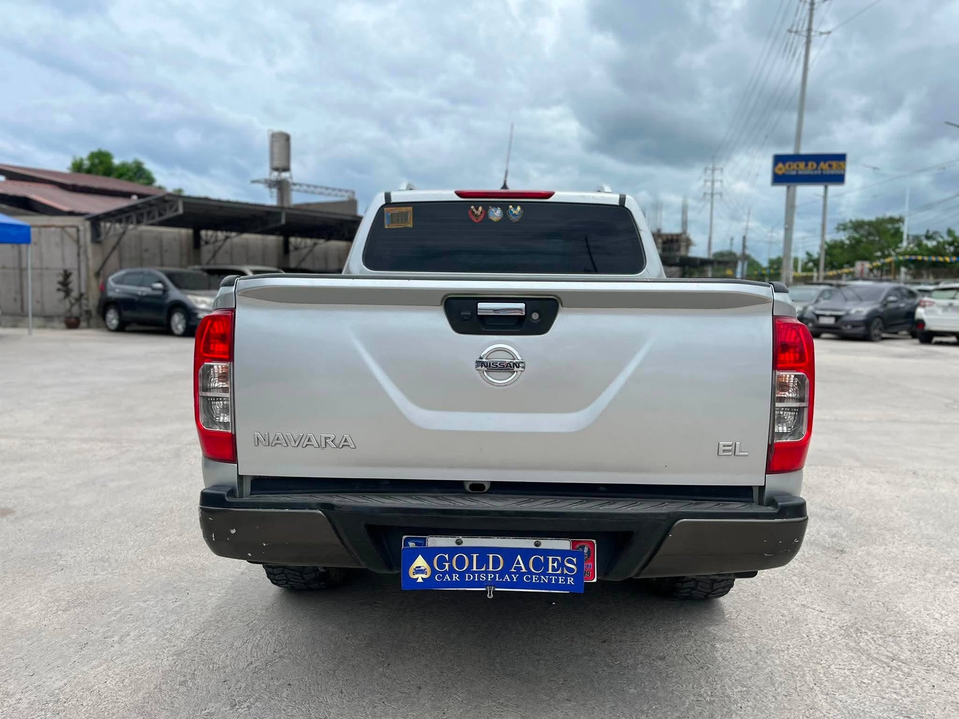 2020 NISSAN NAVARA 2.5L 4X2 EL AUTOMATIC TRANSMISSION Gold Aces Car Display Center