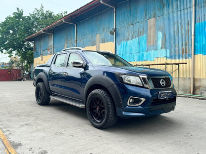 2017 NISSAN NAVARA 2.5L EL 4X2 AUTOMATIC TRANSMISSION Gold Aces Car Display Center
