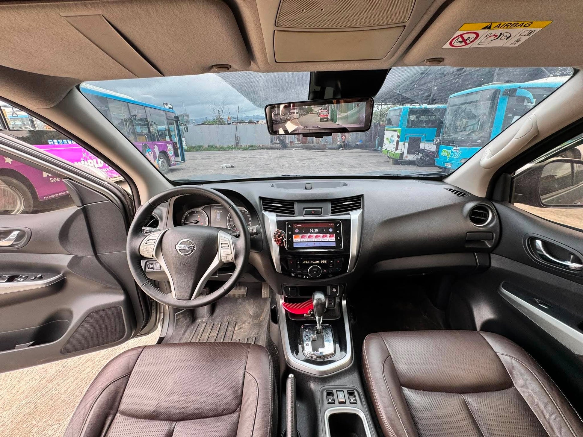 2019 NISSAN TERRA 2.5L VL 4X2 AUTOMATIC TRANMISSION Gold Aces Car Display Center