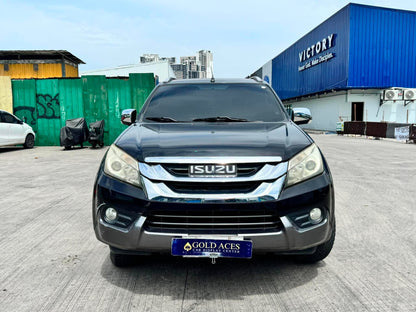 2015 ISUZU MUX LSA 2.4 AUTOMATIC TRANSMISSION Gold Aces Car Display Center
