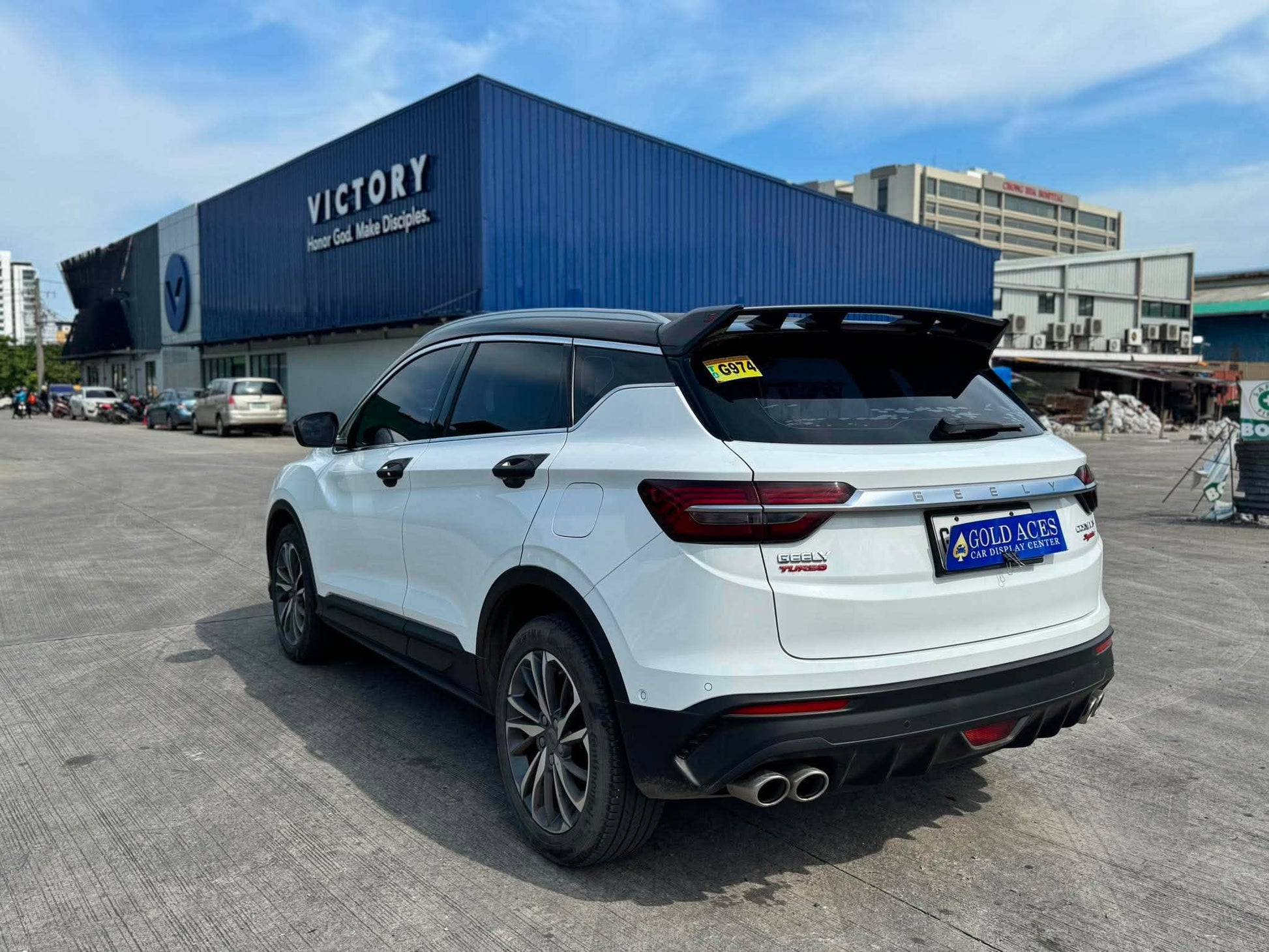 2021 GEELY COOLRAY SPORTS 1.5L AUTOMATIC TRANSMISSION Gold Aces Car Display Center