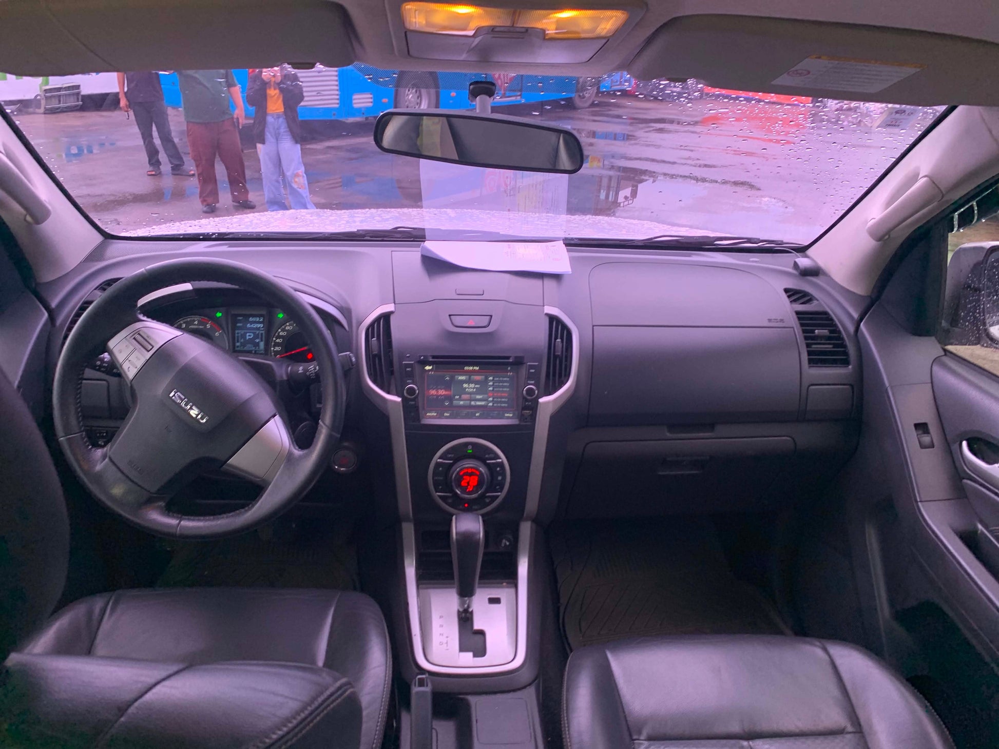 2015 ISUZU MUX LSA 2.4L AUTOMATIC TRANSMISSION Gold Aces Car Display Center