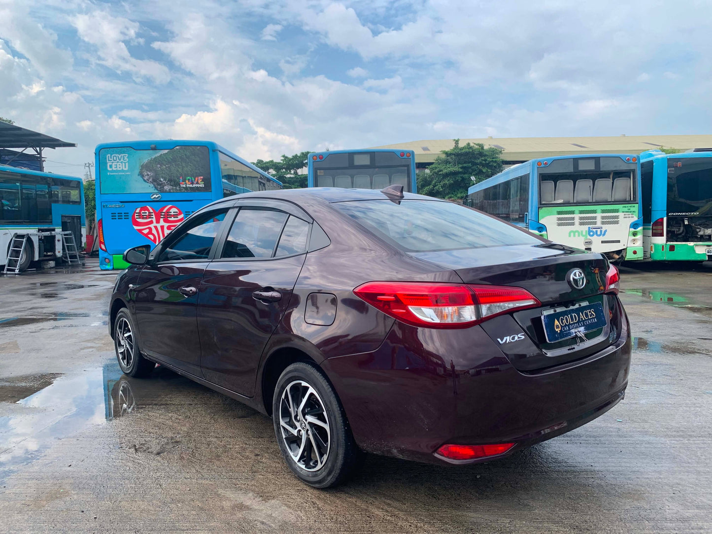2022 TOYOTA VIOS 1.3L XLE AUTOMATIC TRANSMISSION Gold Aces Car Display Center