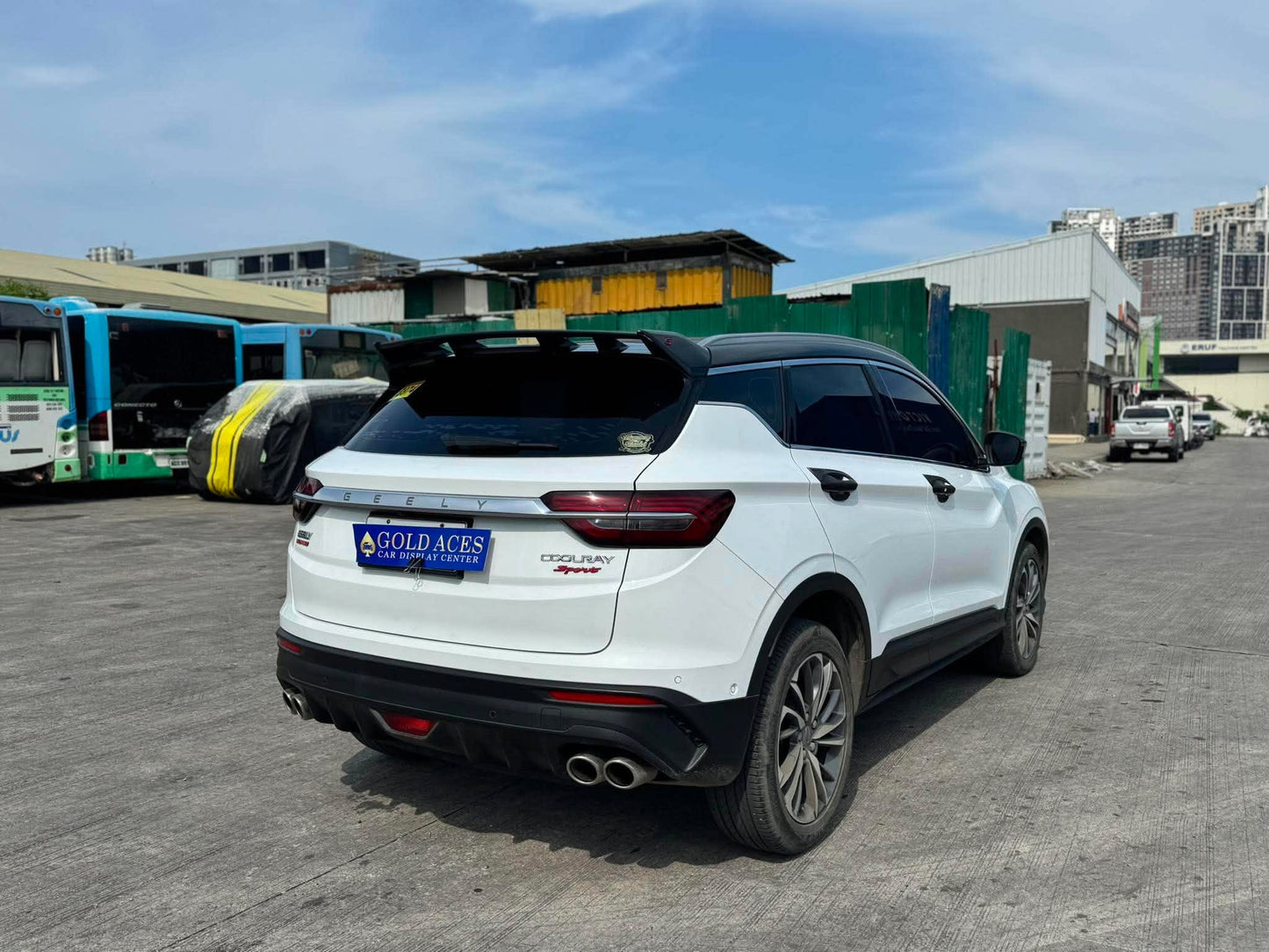 2021 GEELY COOLRAY SPORTS 1.5L AUTOMATIC TRANSMISSION Gold Aces Car Display Center