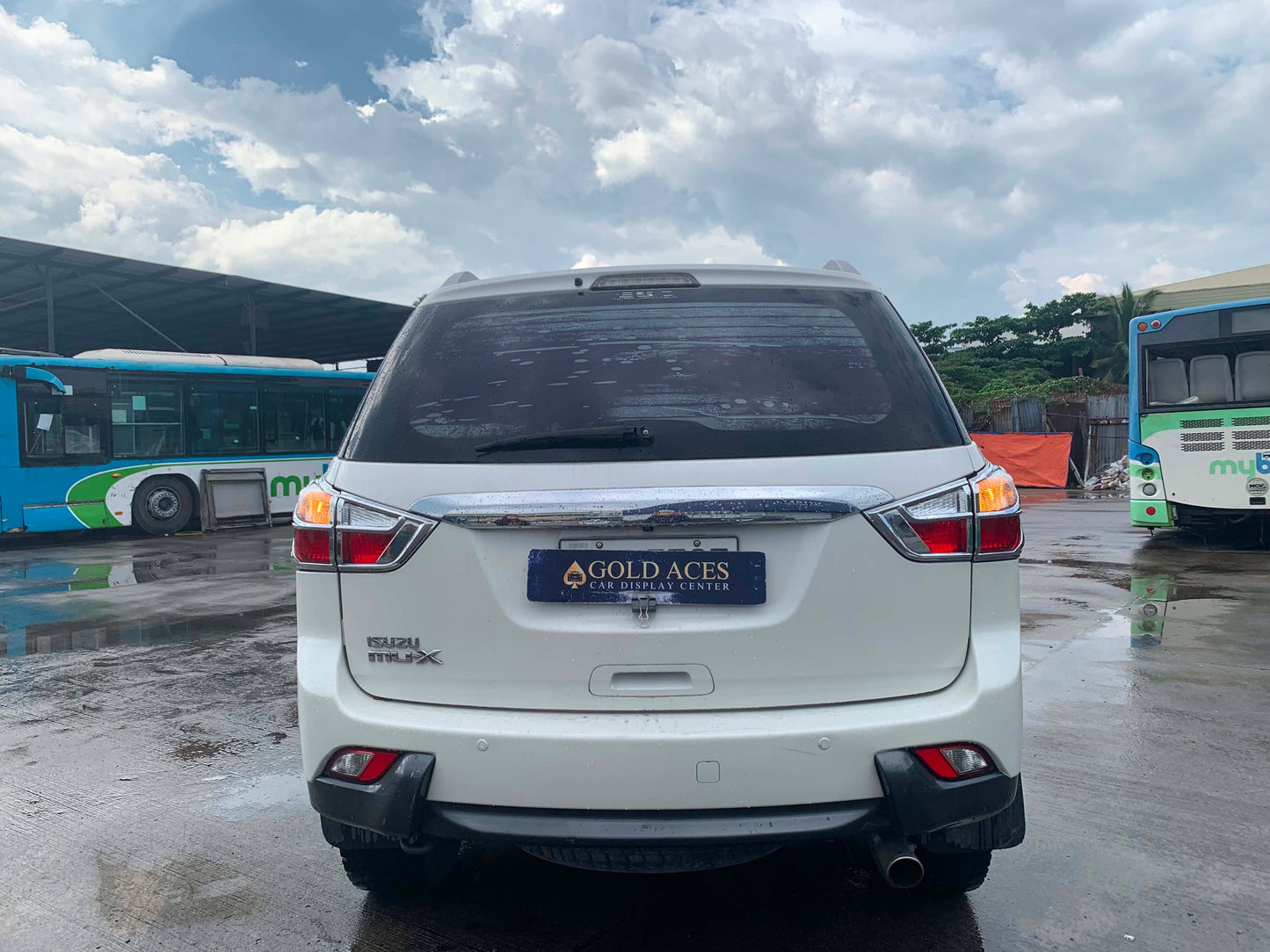 2015 ISUZU MUX LSA 2.4L AUTOMATIC TRANSMISSION Gold Aces Car Display Center