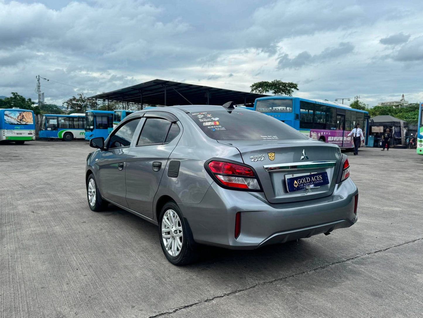 2023 MITSUBISHI MIRAGE G4 GLX 1.2L AUTOMATIC TRANSMISSION Gold Aces Car Display Center