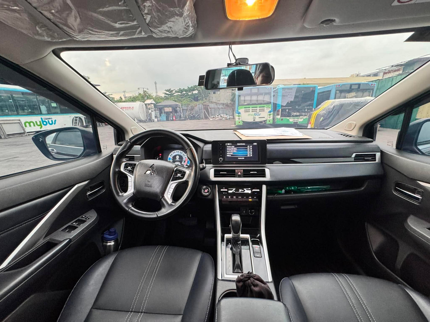 2023 MITSUBISHI XPANDER CROSS 1.5L AUTOMATIC TRANSMISSION Gold Aces Car Display Center