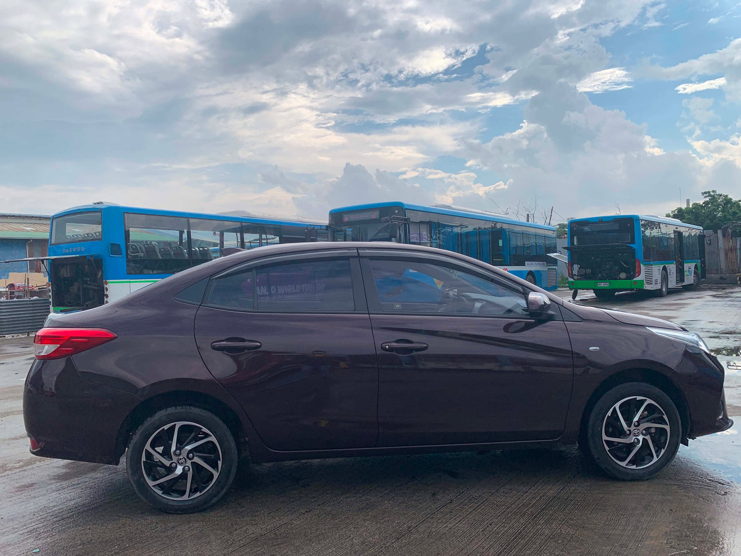 2022 TOYOTA VIOS 1.3L XLE AUTOMATIC TRANSMISSION Gold Aces Car Display Center