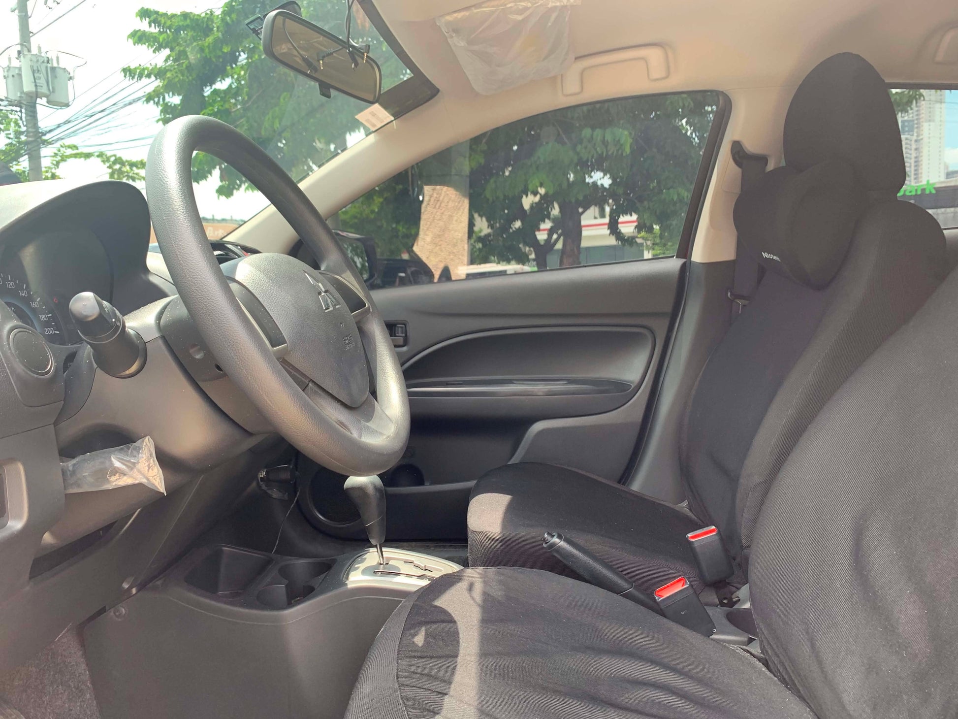 2024 MITSUBISHI MIRAGE HB GLX 1.2L AUTOMATIC TRANSMISSION Gold Aces Car Display Center