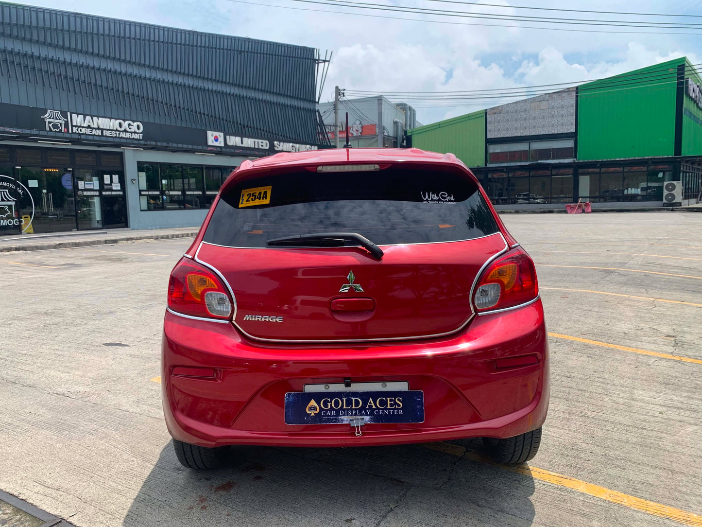 2024 MITSUBISHI MIRAGE HB GLX 1.2L AUTOMATIC TRANSMISSION Gold Aces Car Display Center