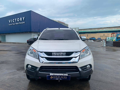 2015 ISUZU MUX LSA 2.4L AUTOMATIC TRANSMISSION Gold Aces Car Display Center