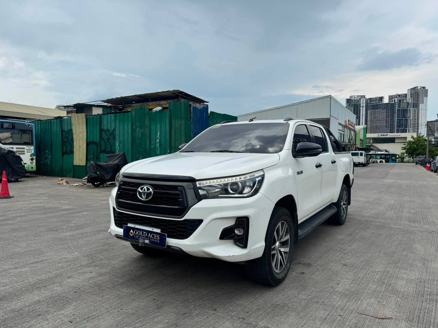2019 TOYOTA HILUX CONQUEST G 2.4L 4X2 AUTOMATIC TRANSMISSION TOYOTA