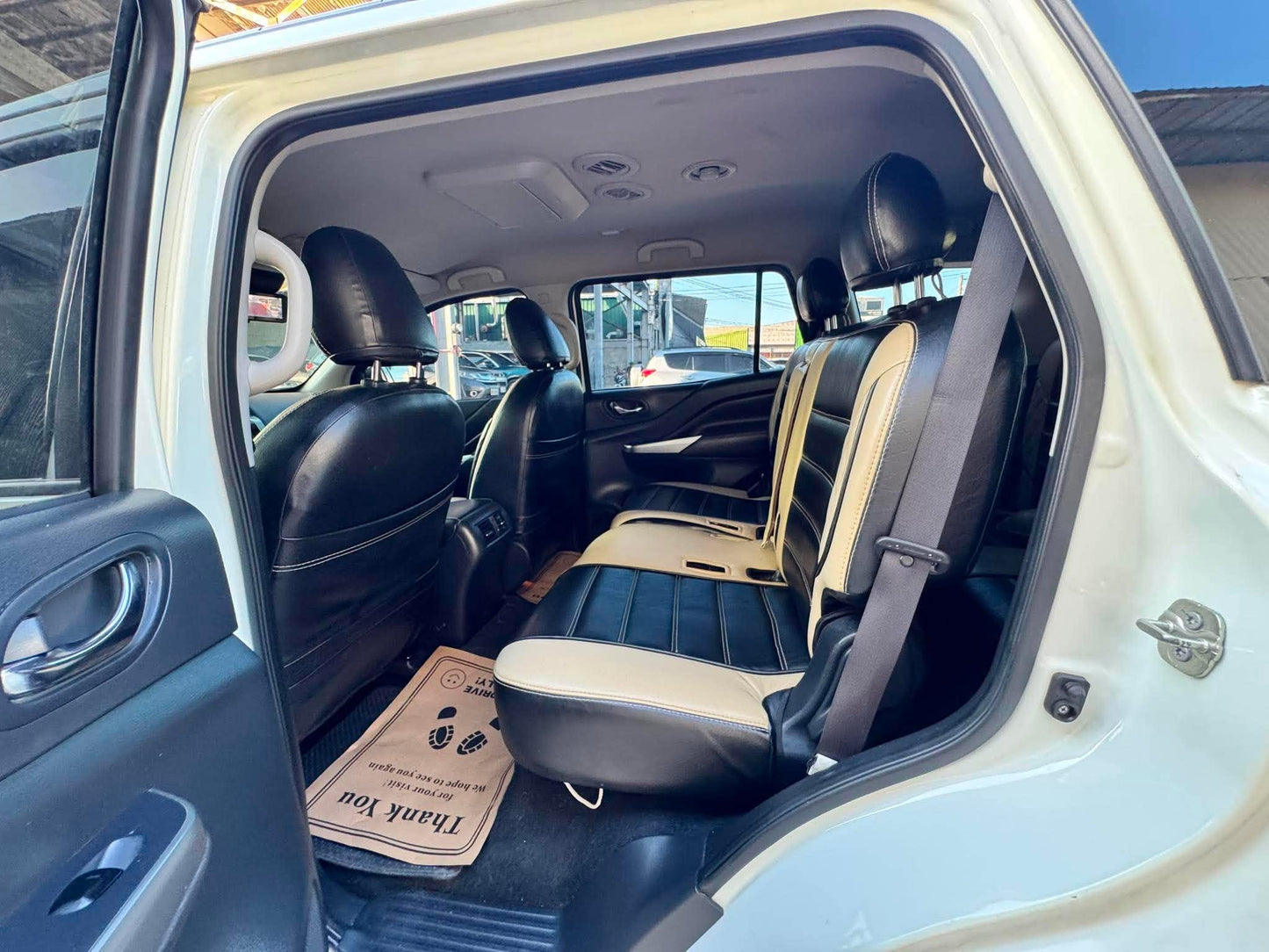 2019 NISSAN TERRA 2.5L VL 4X4 AUTOMATIC TRANSMISSION Gold Aces Car Display Center