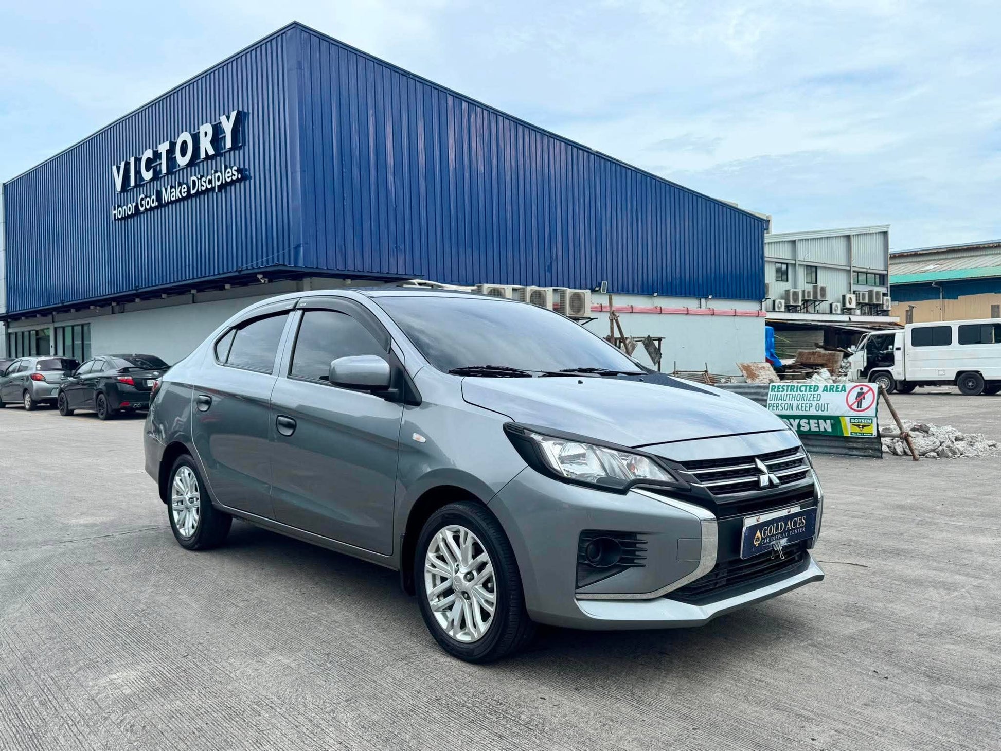 2023 MITSUBISHI MIRAGE G4 GLX 1.2L AUTOMATIC TRANSMISSION Gold Aces Car Display Center