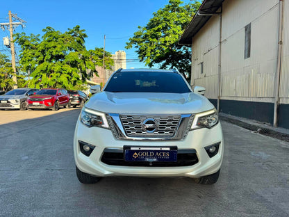 2019 NISSAN TERRA 2.5L VL 4X4 AUTOMATIC TRANSMISSION Gold Aces Car Display Center