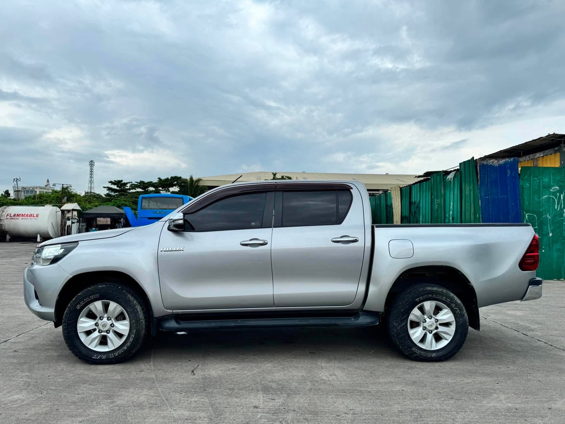 2017 TOYOTA HILUX 2.4L G 4X2 AUTOMATIC TRANSMISSION TOYOTA