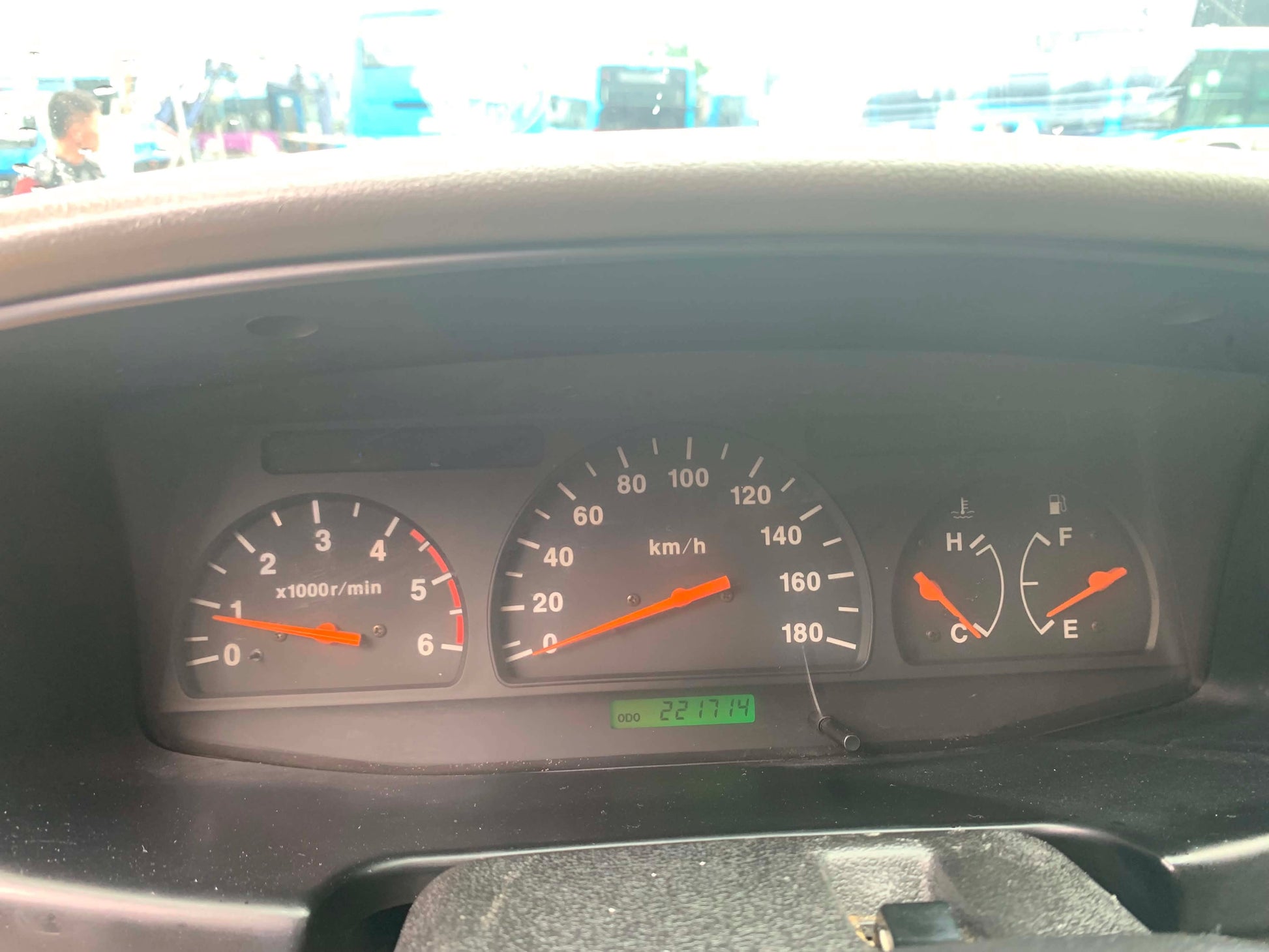 2003 ISUZU CROSSWIND 2.5L Diesel Engine AUTOMATIC TRANSMISSION Gold Aces Car Display Center
