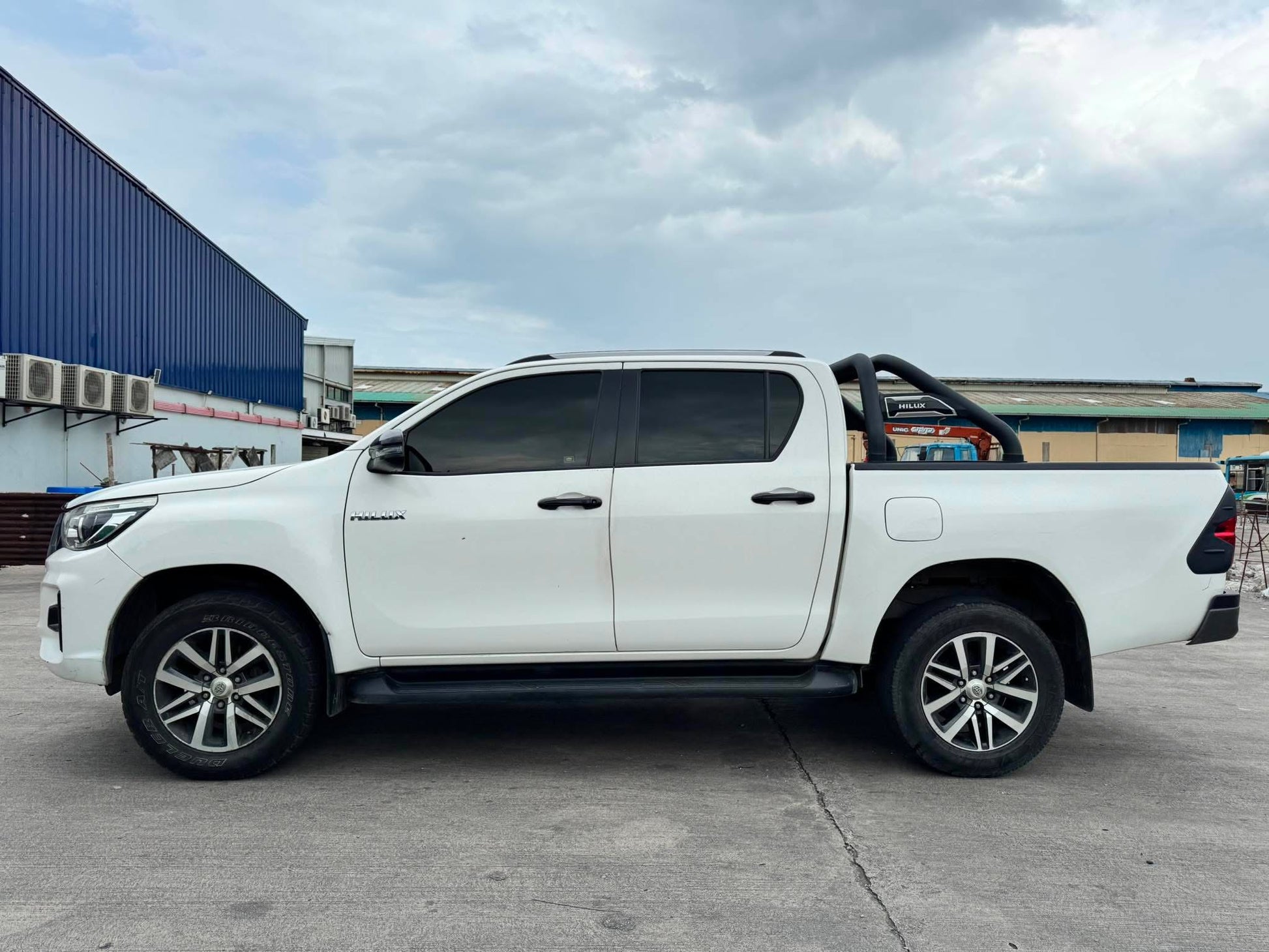 2019 TOYOTA HILUX CONQUEST G 2.4L 4X2 AUTOMATIC TRANSMISSION TOYOTA