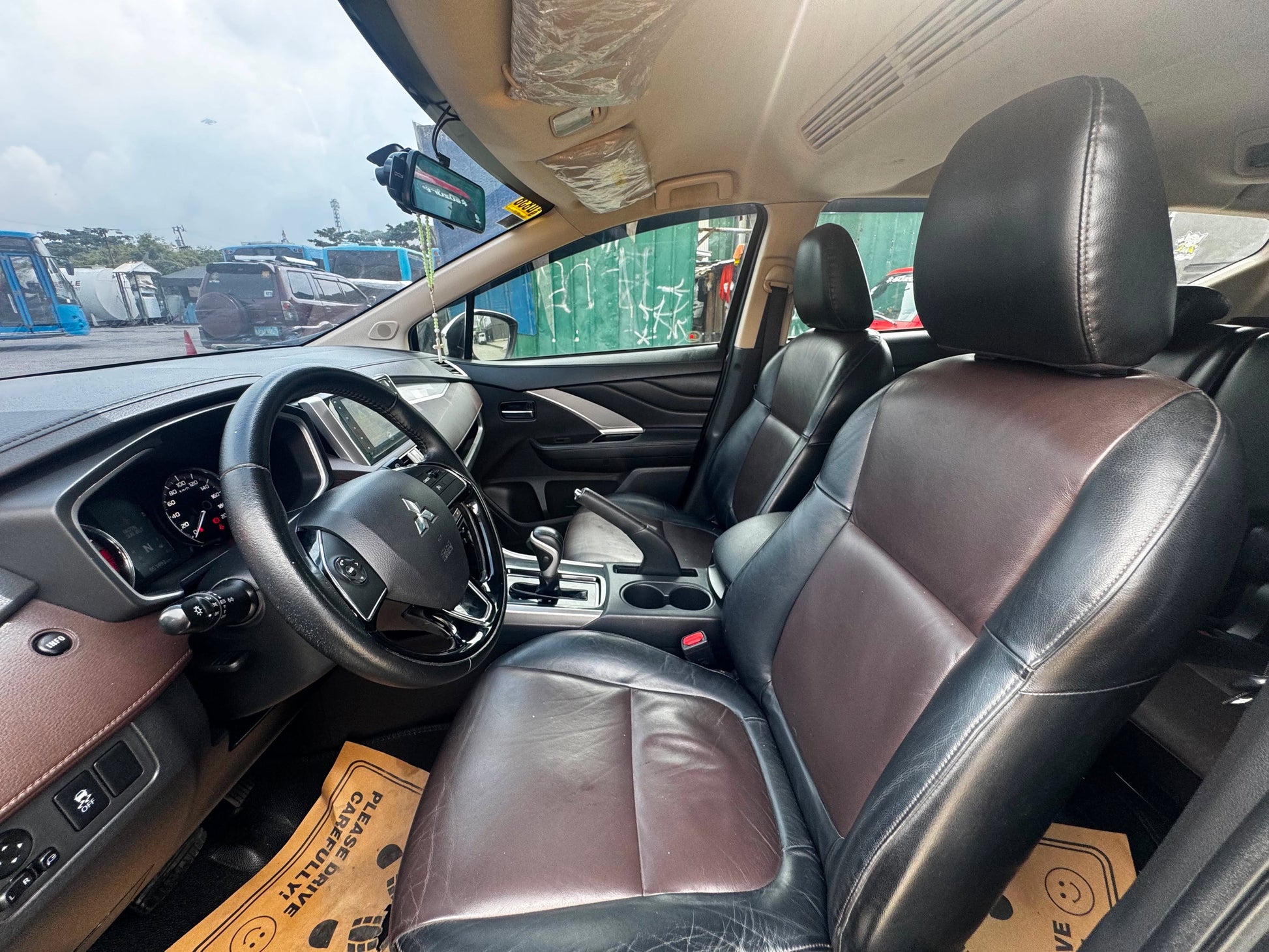 2022 MITSUBISHI XPANDER CROSS 1.5L AUTOMATIC TRANSMISSION Gold Aces Car Display Center