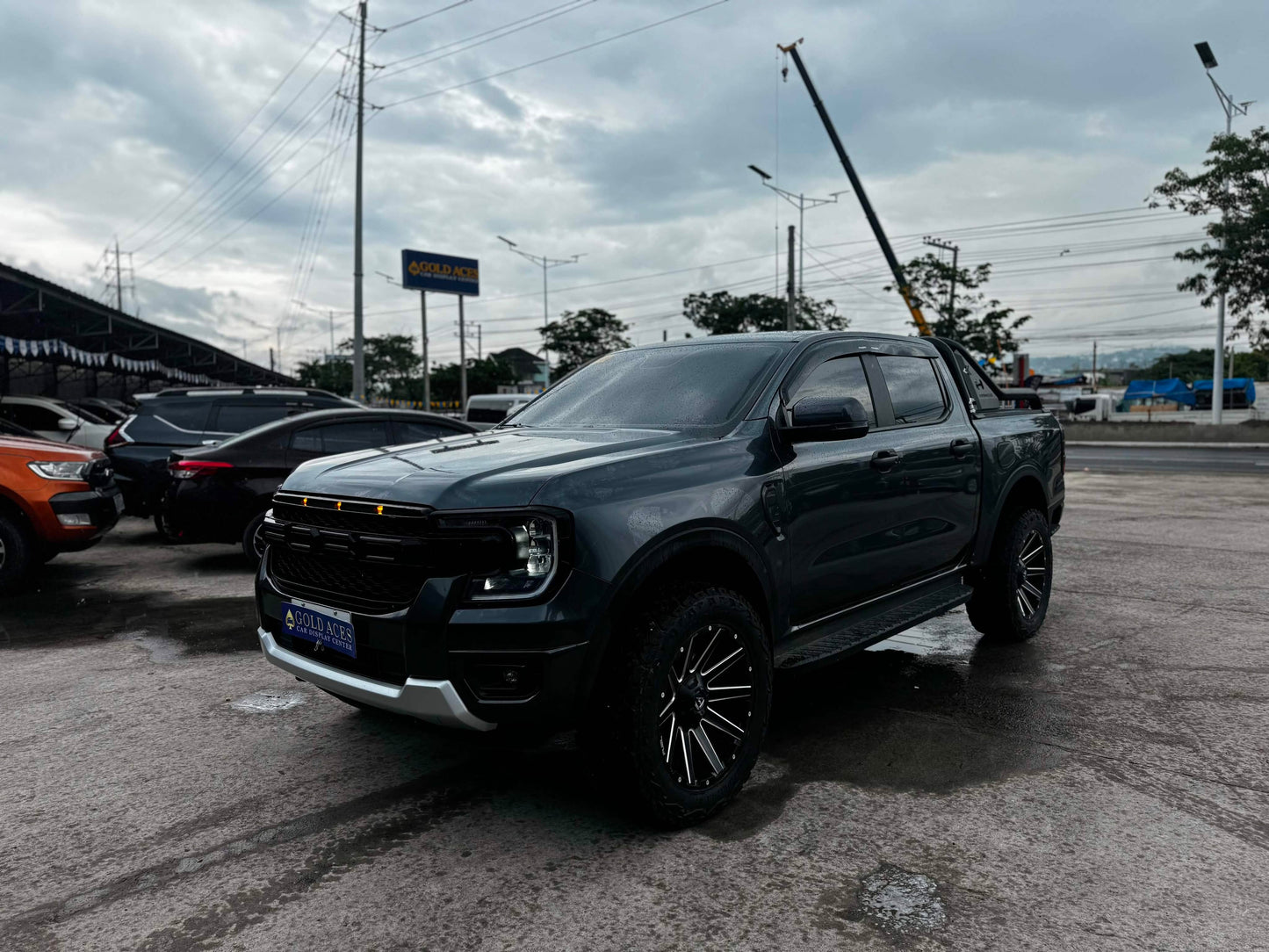 2025 FORD RANGER SPORT 2.0L TURBO DSL 4X2 AUTOMATIC TRANSMISSION (4TKMS ONLY!) Gold Aces Car Display Center