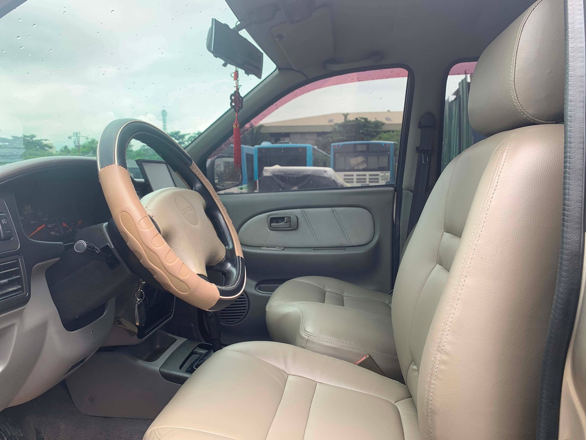 2003 ISUZU CROSSWIND 2.5L Diesel Engine AUTOMATIC TRANSMISSION Gold Aces Car Display Center
