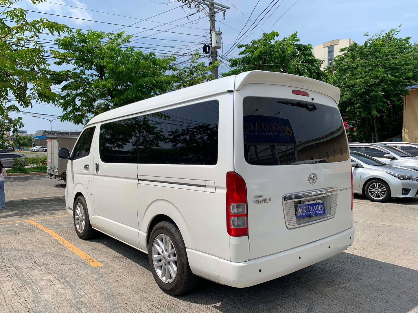 2013 TOYOTA HIACE SUPER GRANDIA 2.8L DSL AUTOMATIC TRANSMISSION Gold Aces Car Display Center