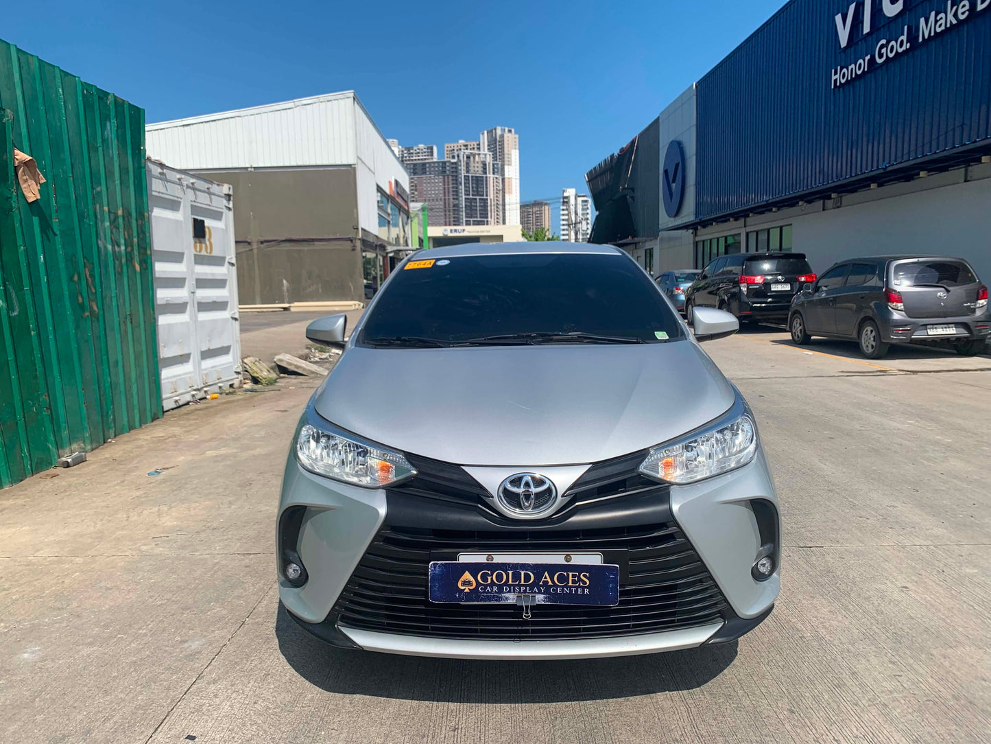 2024 TOYOTA VIOS 1.3L XLE AUTOMATIC TRANSMISSION Gold Aces Car Display Center