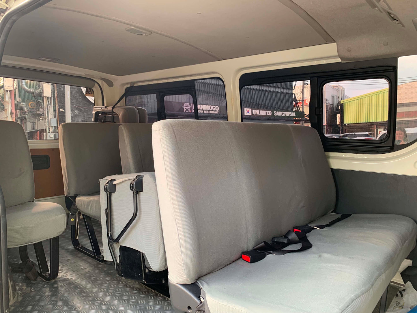 NEW ARRIVAL! 2017 TOYOTA HIACE COMMUTER 3.0L MANUAL TRANSMISSION Gold Aces Car Display Center