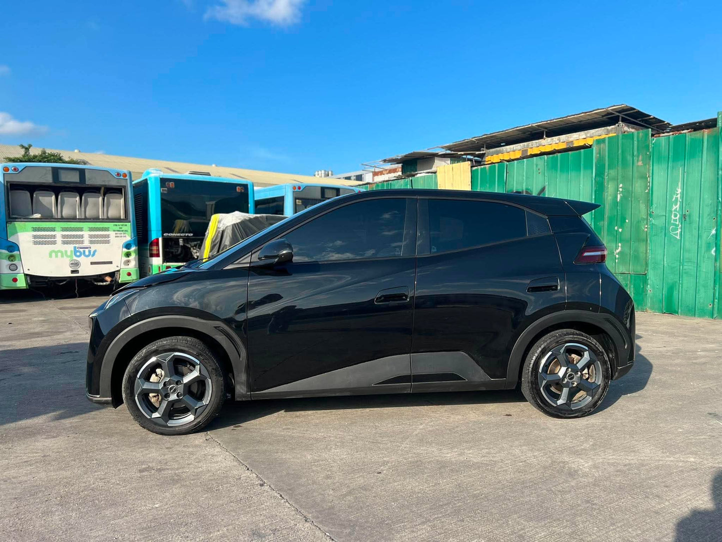 2025 BYD SEAGULL EV 8TKMS ONLY! Gold Aces Car Display Center