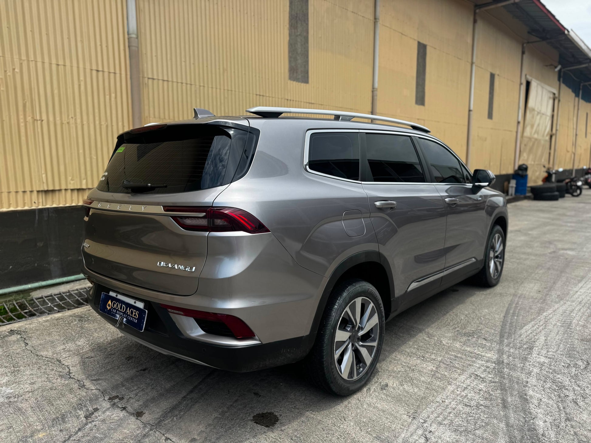 2021 GEELY OKAVANGO URBAN PLUS 1.5L AUTOMATIC TRANSMISSION Gold Aces Car Display Center