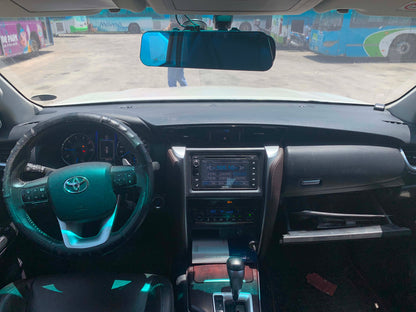 2017 TOYOTA FORTUNER V 2.4L 4X2 AUTOMATIC TRANSMISSION Gold Aces Car Display Center