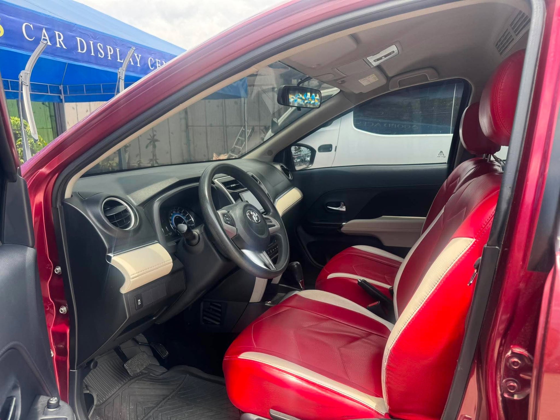2021 TOYOTA FORTUNER 2.8L LTD 4X2 AUTOMATIC TRANSMISSION (37TKMS ONLY!) Gold Aces Car Display Center