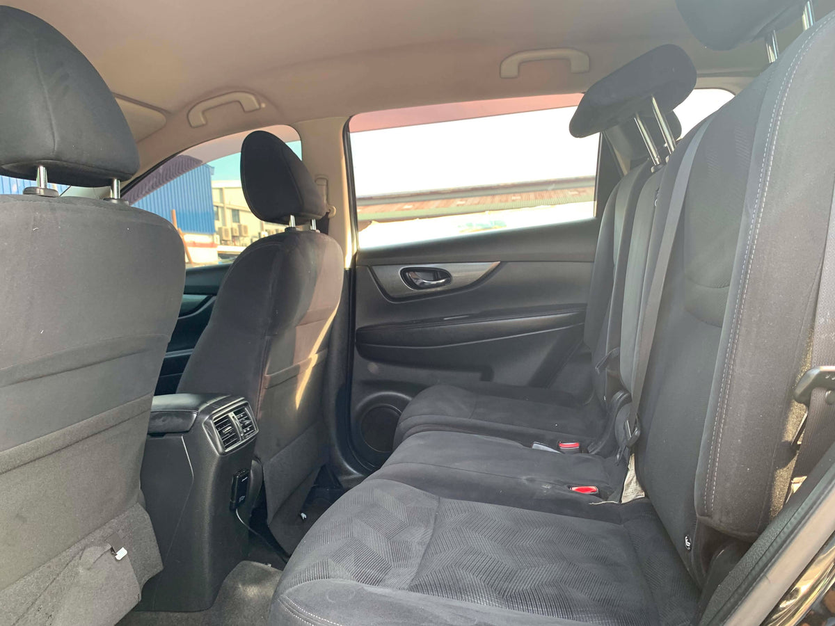 2018 NISSAN X-TRAIL 4X4 2.0L AUTOMATIC TRANSMISSION Gold Aces Car Display Center