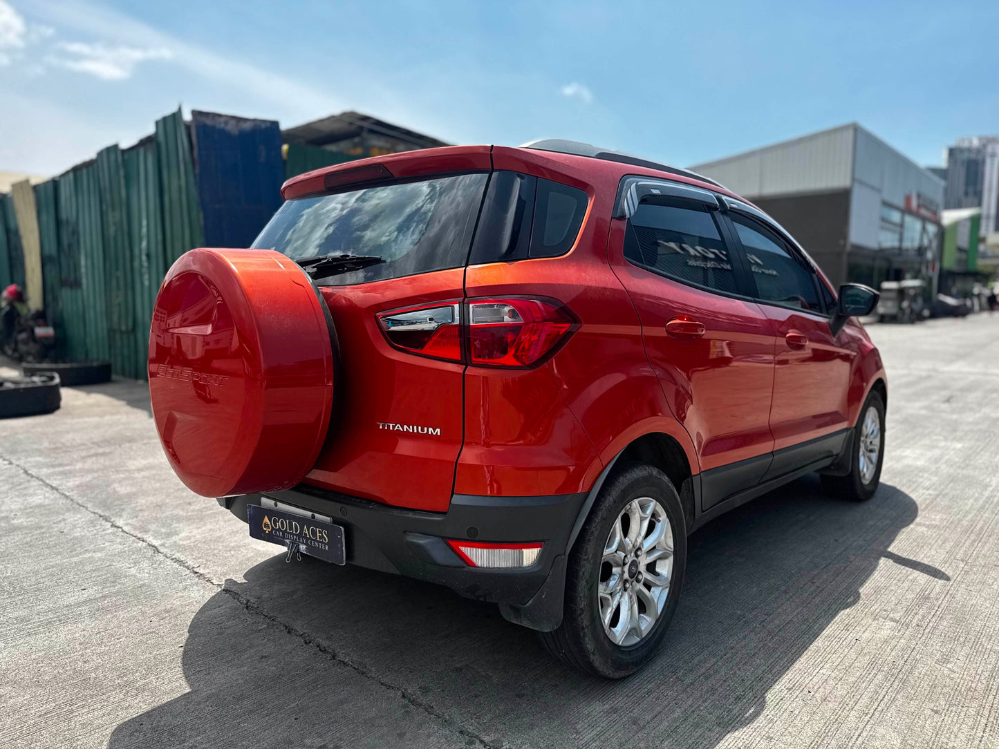2017 FORD ECOSPORT TITANIUM 1.5L AUTOMATIC TRANSMISSION Gold Aces Car Display Center