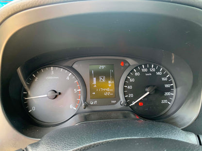 2019 NISSAN NAVARA 2.5L 4X2 EL AUTOMATIC TRANSMISSION Gold Aces Car Display Center