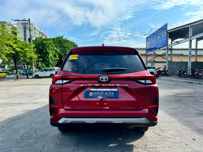 2025 TOYOTA VELOZ E 1.5L CVT AUTOMATIC TRANSMISSION (12TKMS ONLY!) Gold Aces Car Display Center