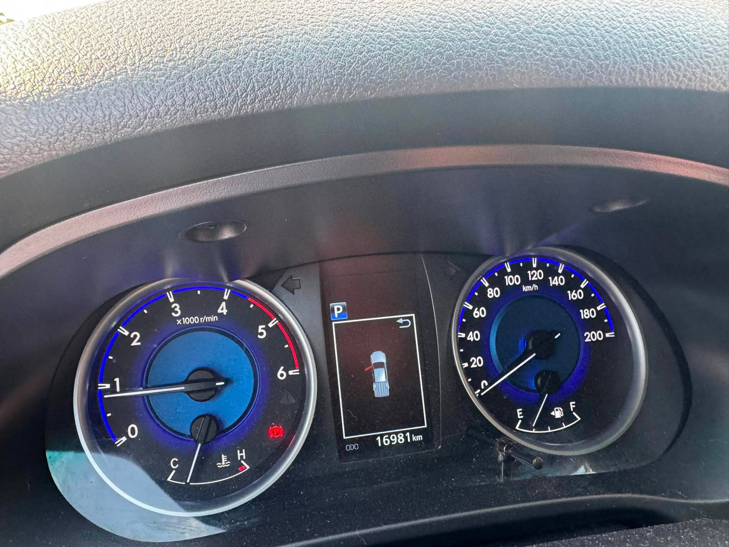 2019 TOYOTA HILUX G 2.4L AUTOMATIC TRANSMISSION &nbsp;(17TKMS ONLY!) Gold Aces Car Display Center