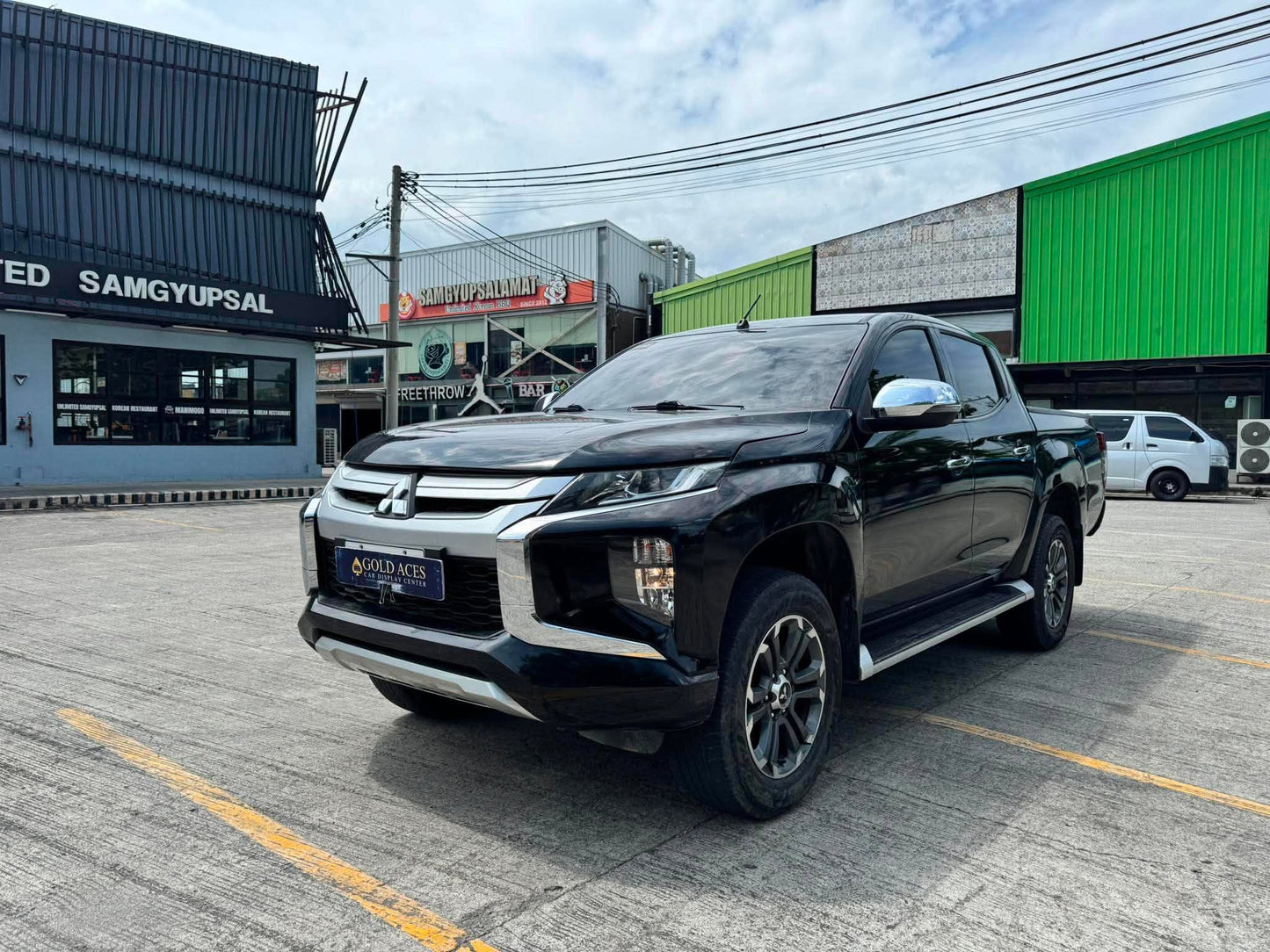 2021 MITSUBISHI STRADA GLS 2.4L AUTOMATIC TRANSMISSION Gold Aces Car Display Center