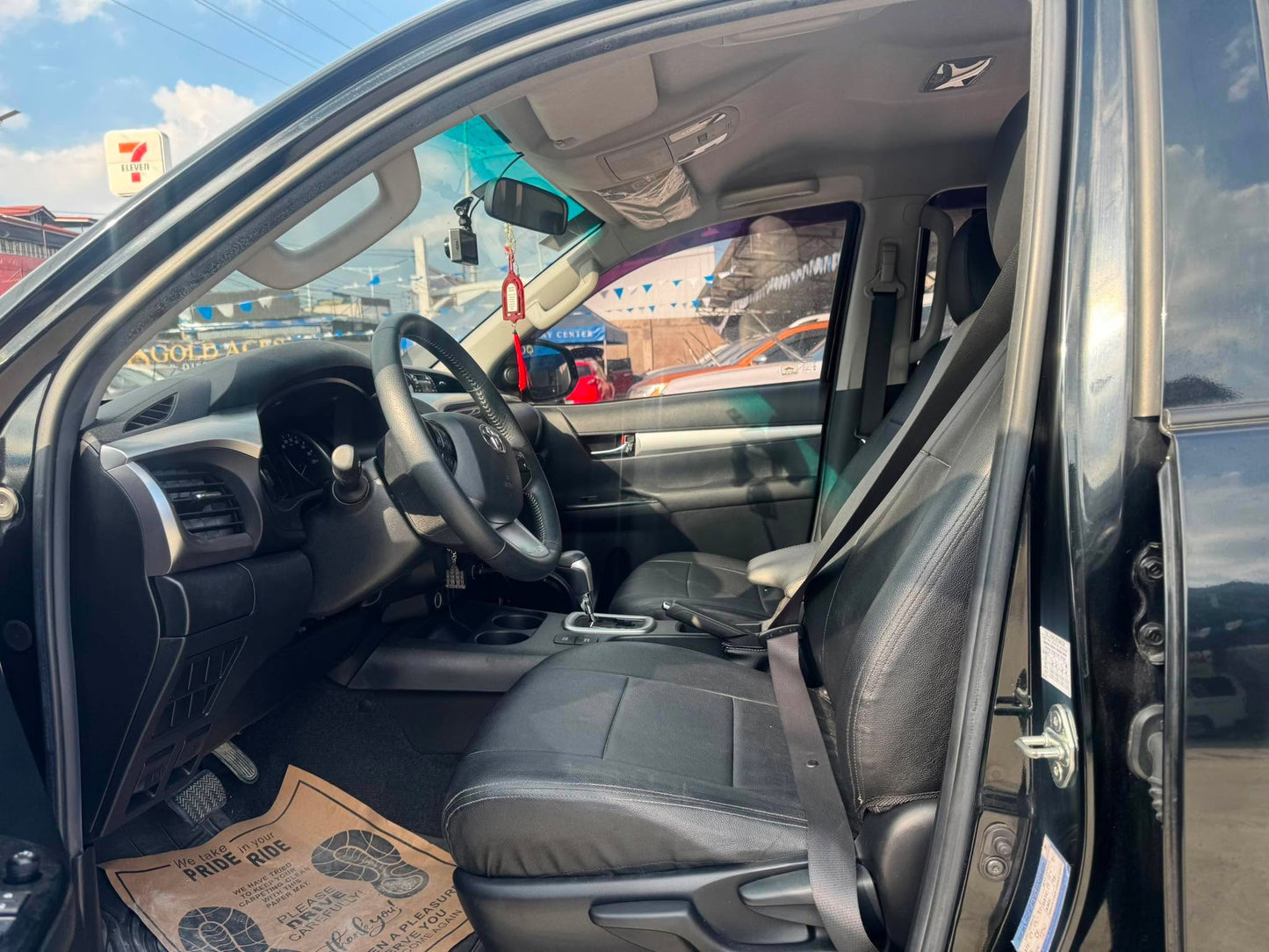 2019 TOYOTA HILUX G 2.4L AUTOMATIC TRANSMISSION &nbsp;(17TKMS ONLY!) Gold Aces Car Display Center