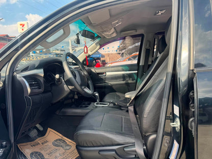 2019 TOYOTA HILUX G 2.4L AUTOMATIC TRANSMISSION &nbsp;(17TKMS ONLY!) Gold Aces Car Display Center