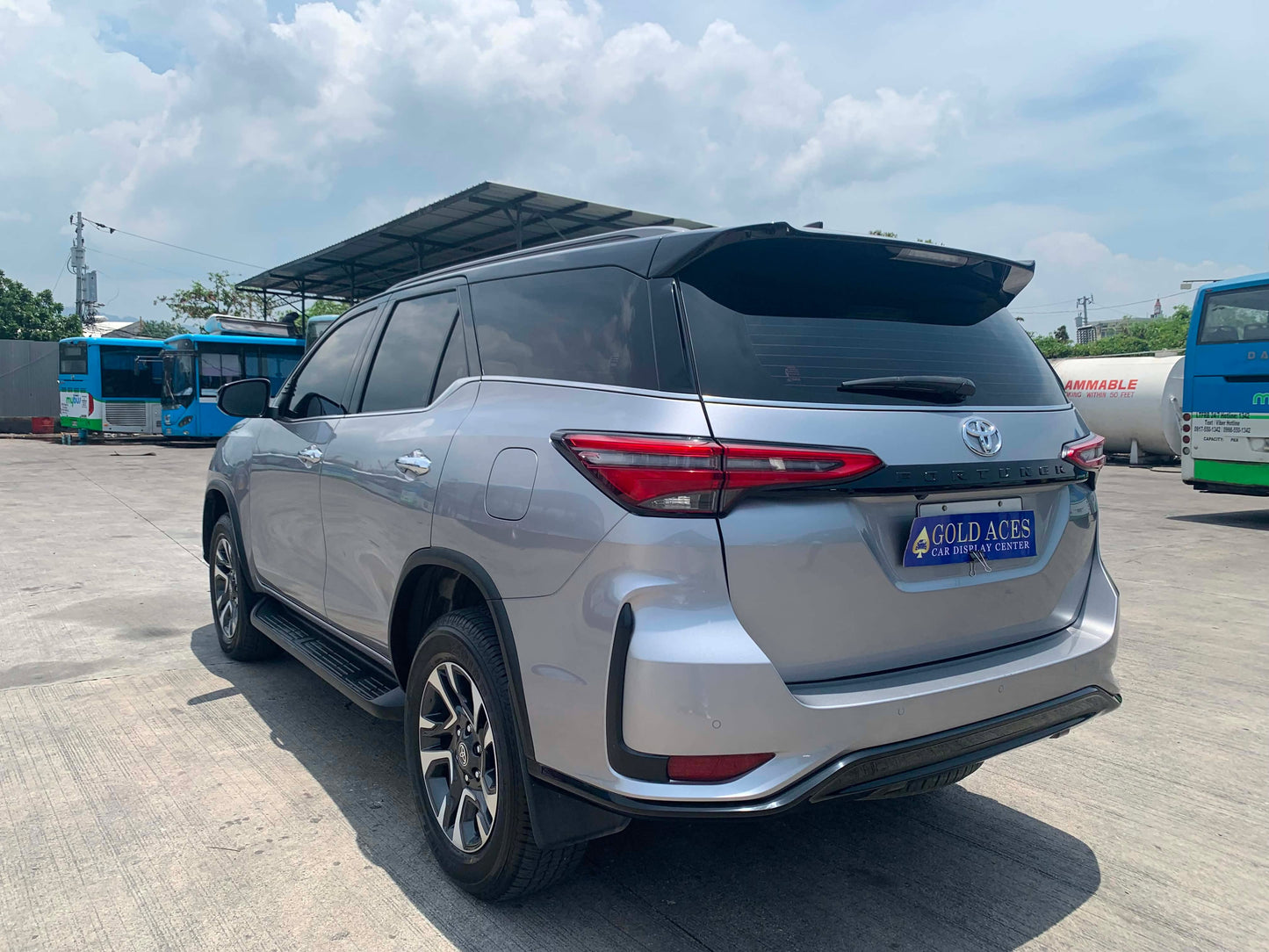 2022 TOYOTA FORTUNER 2.8L LTD 4X4 AUTOMATIC TRANSMISSION (14T KMS ONLY!) Gold Aces Car Display Center