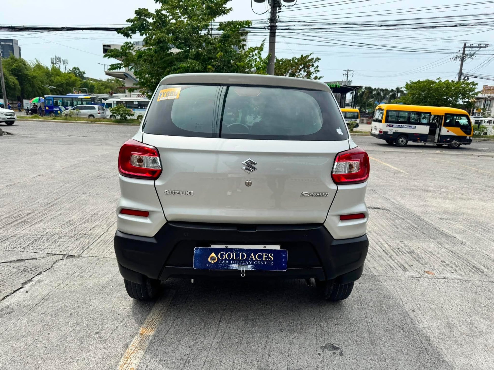 2021 SUZUKI SPRESSO 1.0L GL MANUAL TRANSMISSION Gold Aces Car Display Center