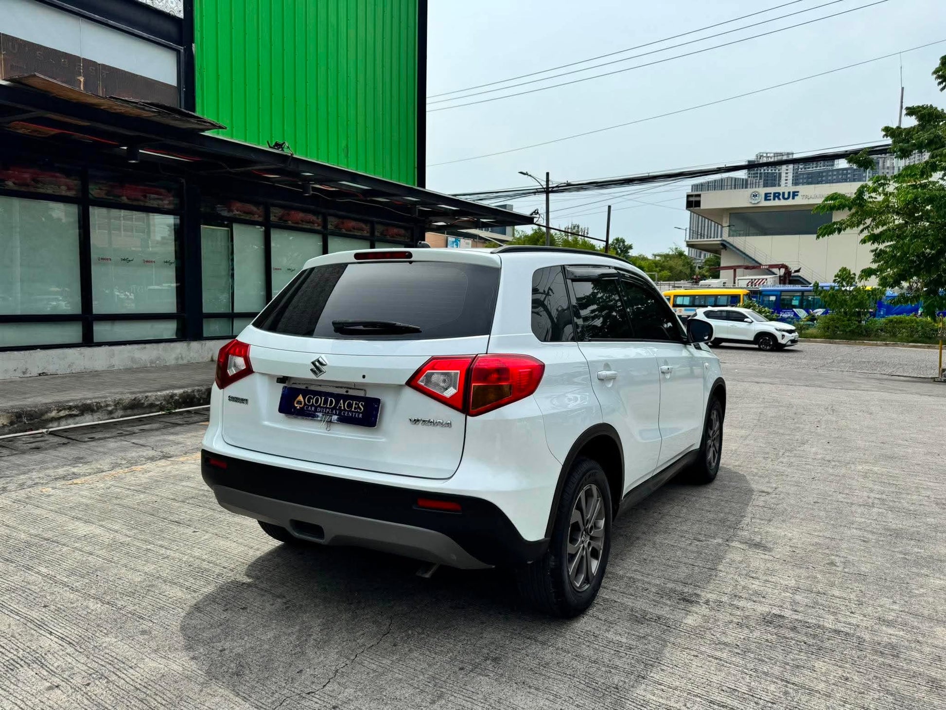 2018 SUZUKI VITARA 1.6L GL AUTOMATIC TRANSMISSION Gold Aces Car Display Center