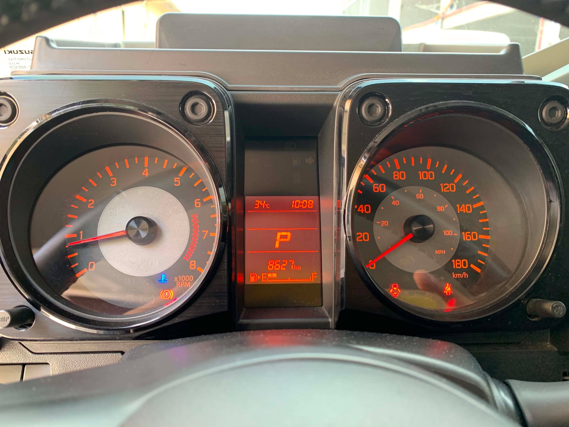 2021 SUZUKI JIMNY 1.5L GLX 3DR AUTOMATIC TRANSMISSION Gold Aces Car Display Center