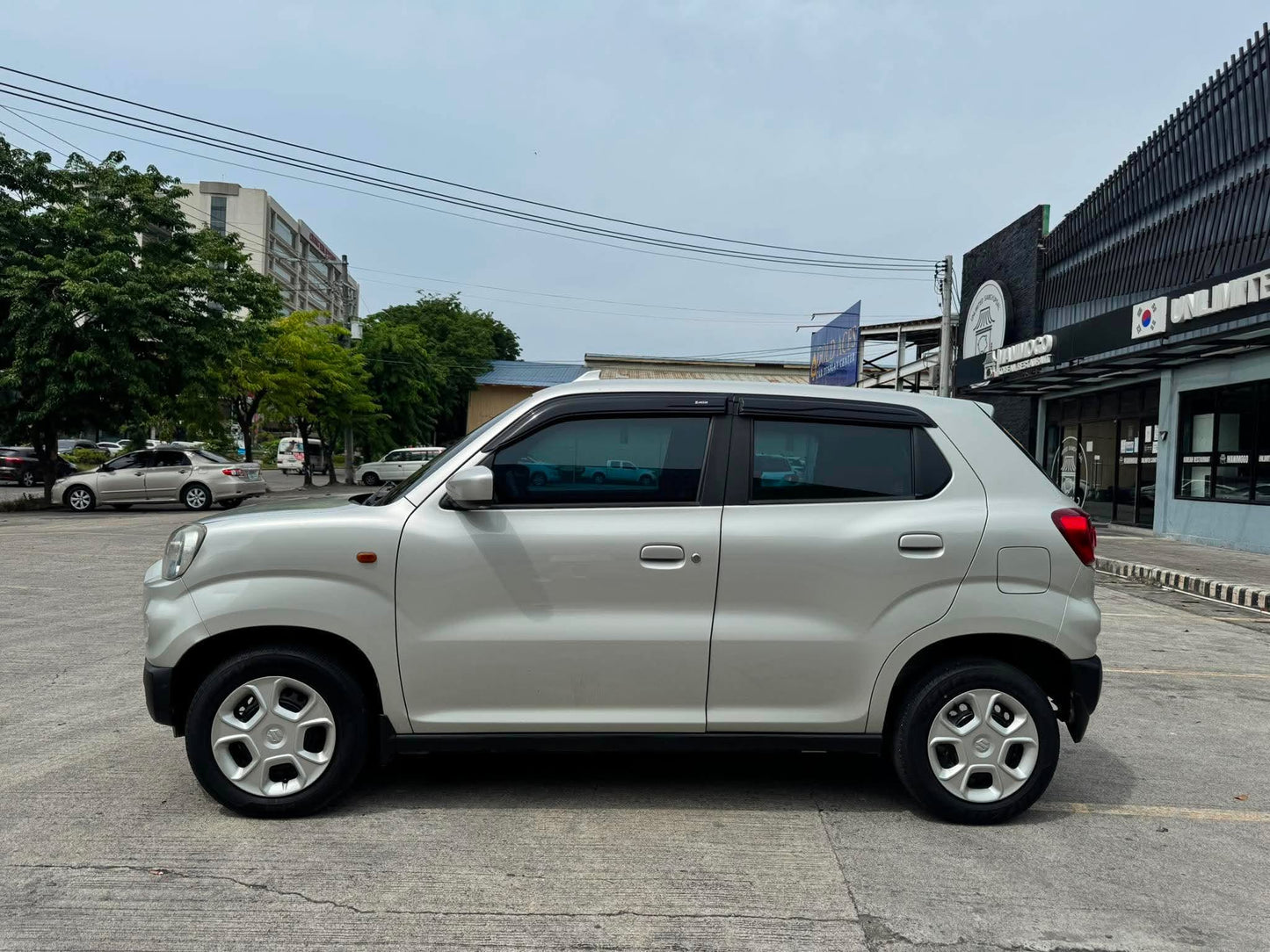 2021 SUZUKI SPRESSO 1.0L GL MANUAL TRANSMISSION Gold Aces Car Display Center