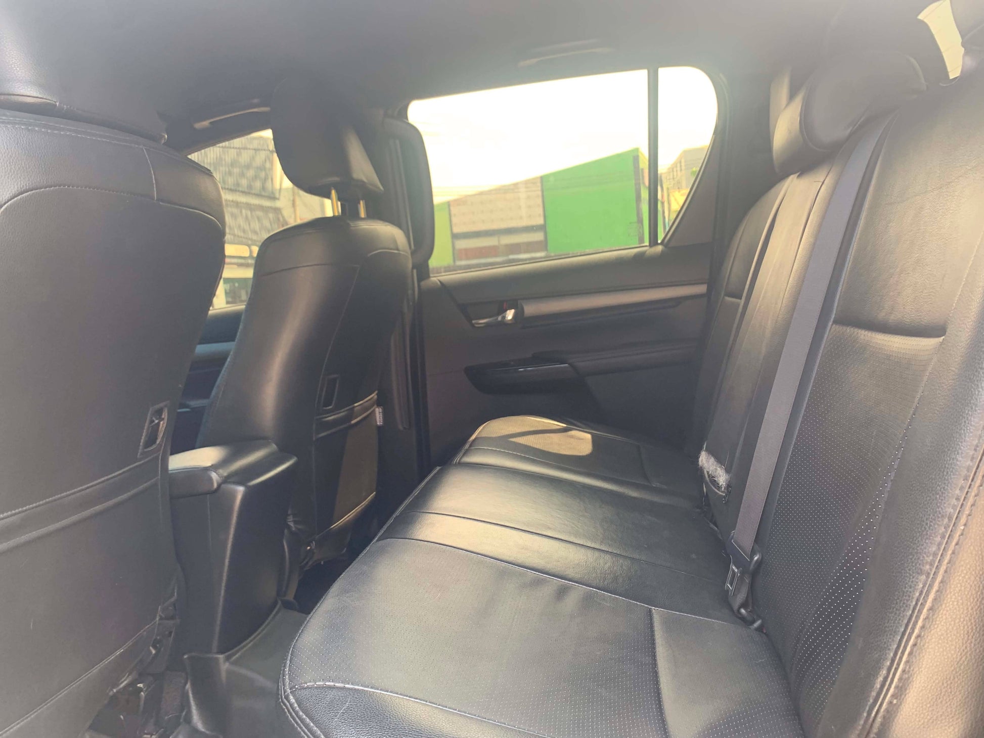 2021 TOYOTA HILUX CONQUEST V 2.4L AUTOMATIC TRANSMISSION (25TKMS ONLY!) Gold Aces Car Display Center