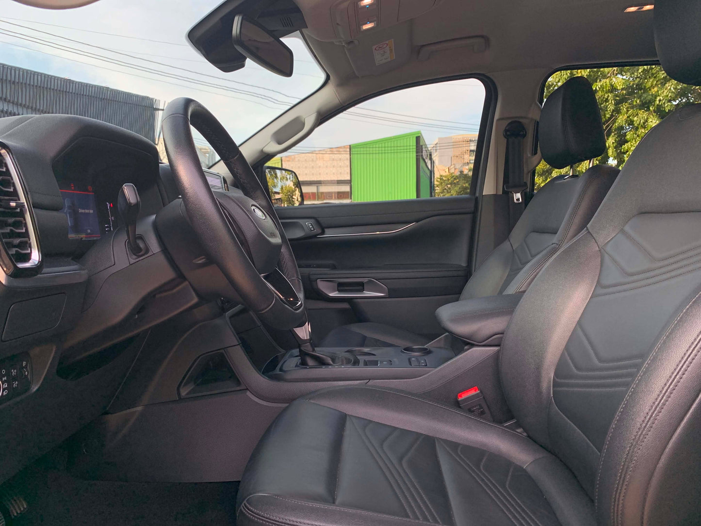 2023 FORD EVEREST SPORT 2.0L 4X2 DSL TURBO AUTOMATIC TRANSMISSION Gold Aces Car Display Center