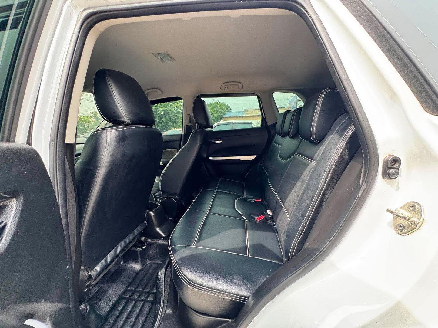 2018 SUZUKI VITARA 1.6L GL AUTOMATIC TRANSMISSION Gold Aces Car Display Center