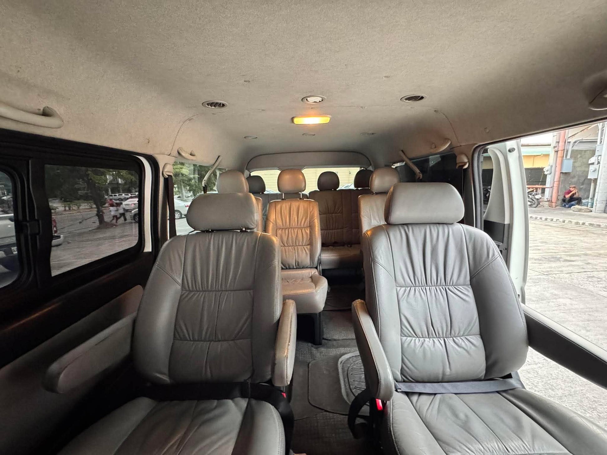 2014 TOYOTA HIACE SUPER GRANDIA 2.8L DSL AUTOMATIC TRANSMISSION (40TKMS ONLY!) TOYOTA