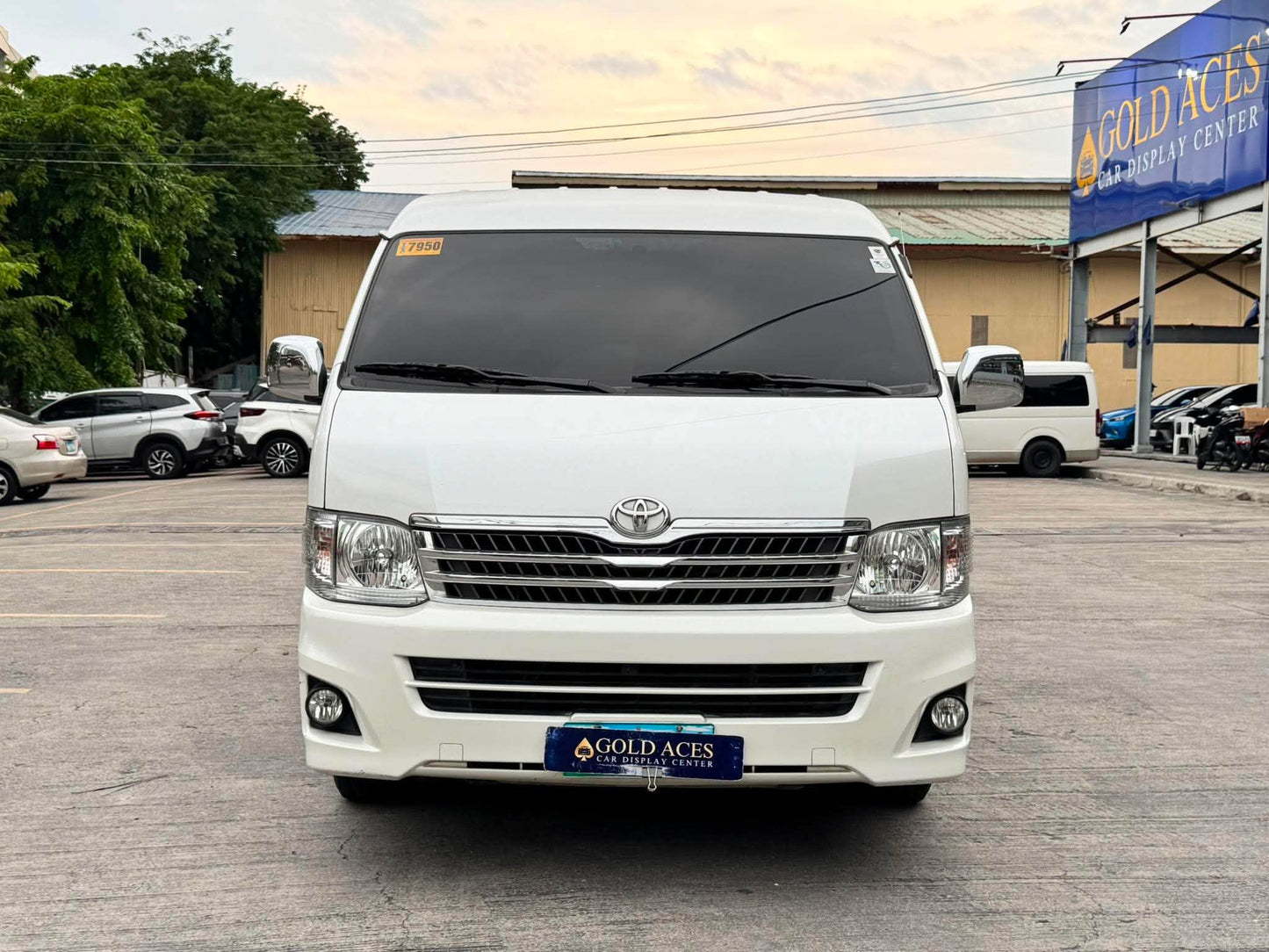 2014 TOYOTA HIACE SUPER GRANDIA 2.8L DSL AUTOMATIC TRANSMISSION (40TKMS ONLY!) TOYOTA